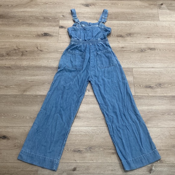 Women’s blue denim overalls!! - Picture 3 of 3